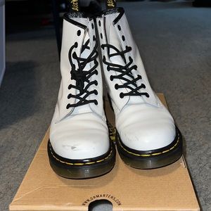 DR MARTEN 1460 WHITE